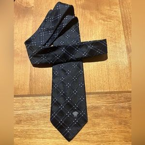 Versace men’s silk tie: 1990s